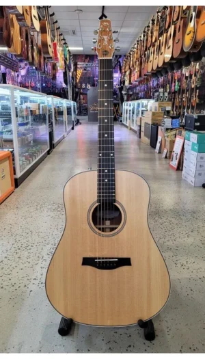 Seagull Maritime SWS Natural AE Acoustic / Electric Guitar - Made in Canada