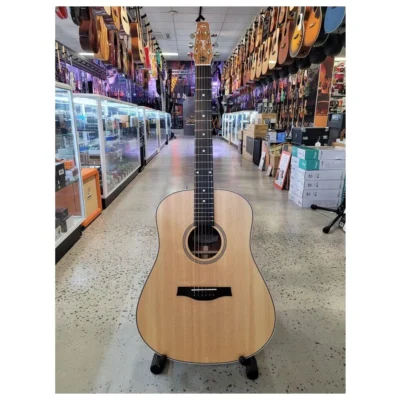 Seagull Maritime SWS Natural AE Acoustic / Electric Guitar - Made in Canada