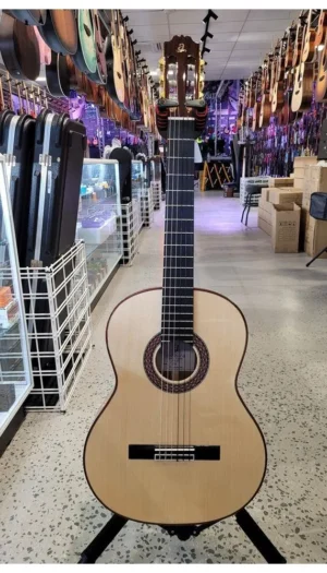 Admira Classic Solid Spruce Top Flamed maple back Flamenco Spanish Guitar F4