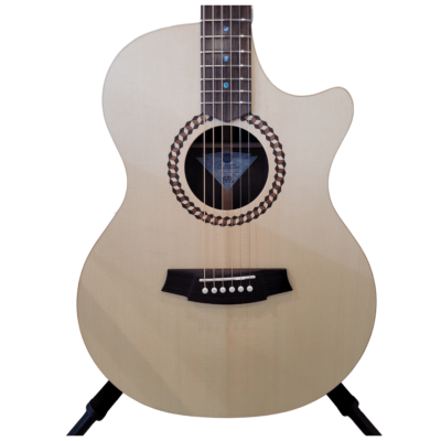 Cole Clark Studio Grand Auditorium Spruce / Rosewood Acoustic / Electric Guitar