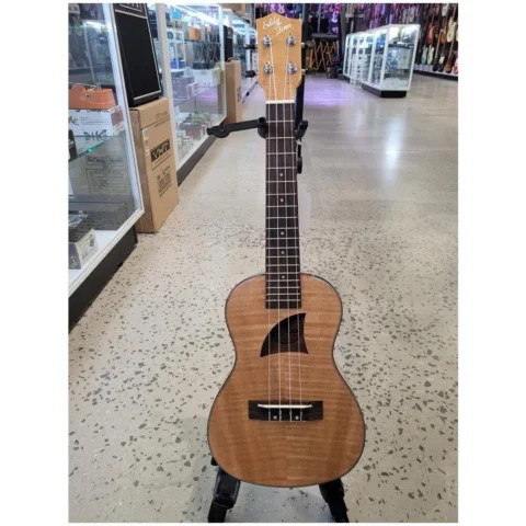 Eddy Finn Ukulele Concert Ukulele Flamed Okume High Gloss