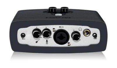 iCON MicU DYNA Mic  / 1 instrument in / 2 Out USB Audio Interface