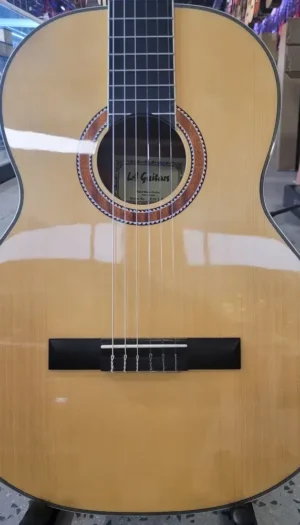 LA Guitars Classical Guitar with truss rod- Full Size Gold Tuners