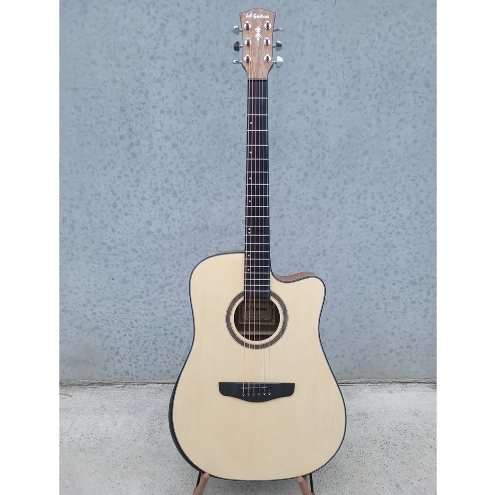 LA Guitars Spruce/ Walnut Dreadnought Acoustic Guitar C/w with EQ