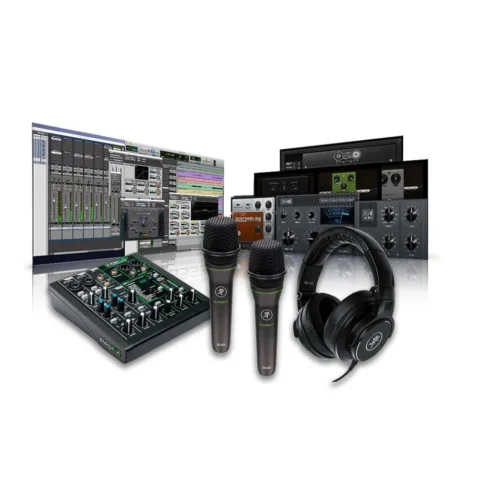 Mackie Performance Pack PROFX6 2 x Dynamic Mic's MC-150 Headphones