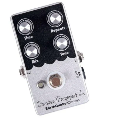 EarthQuaker Devices Disaster Transport Jr. Analog Digital Delay Effects Pedal
