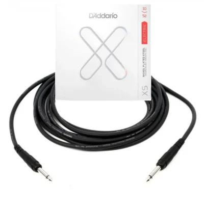 D'Addario XSE1052 Electric Guitar Strings c/w 20-foot Instrument Cable