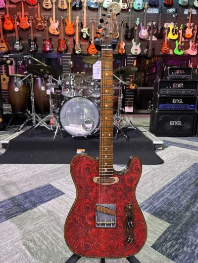 Walla Walla  Maverick Red Paisley Electric Guitar