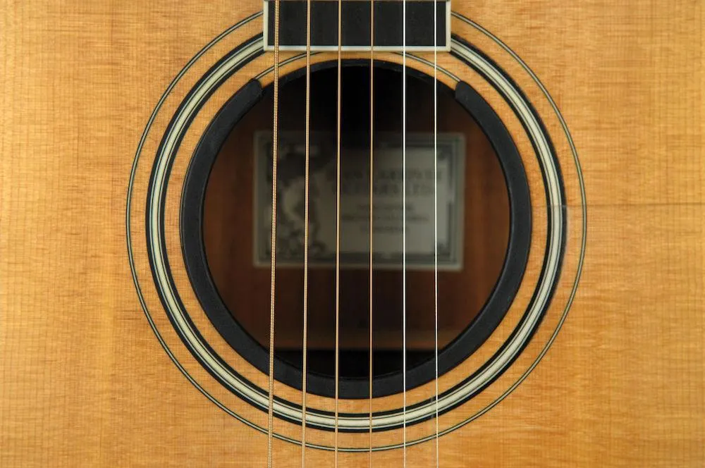 D'Addario O-Port Sound Enhancement for Acoustic Guitar, Small, Black - Image 2