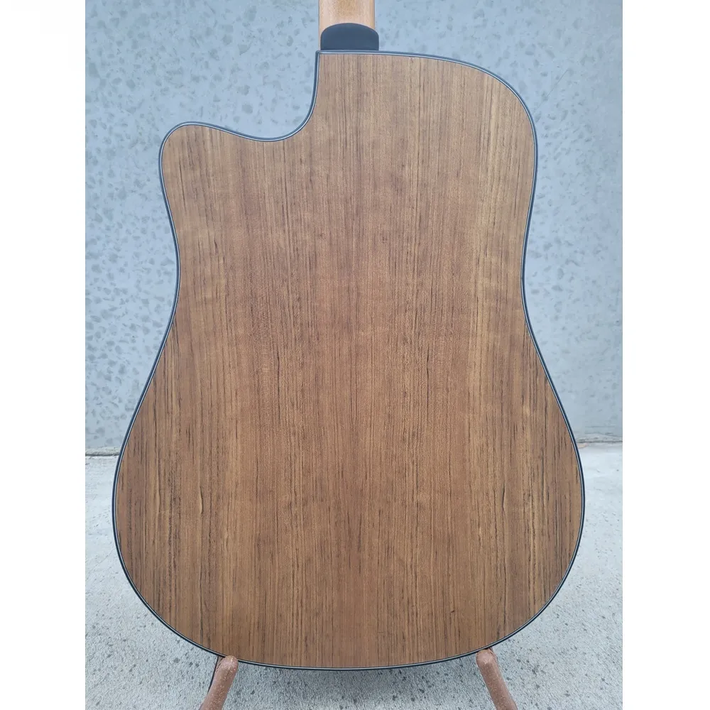 LA Guitars Spruce/ Walnut Dreadnought Acoustic Guitar C/w with EQ - Image 4