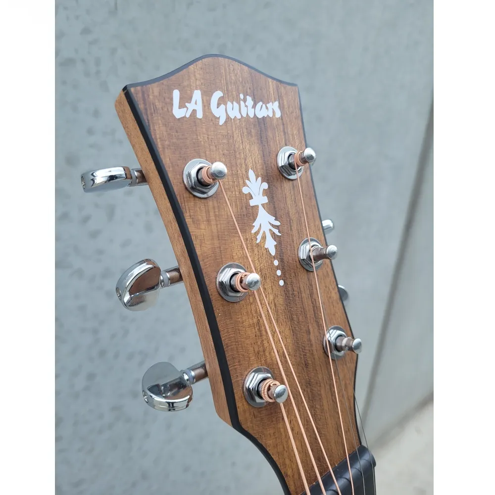 LA Guitars Spruce/ Walnut Dreadnought Acoustic Guitar C/w with EQ - Image 5
