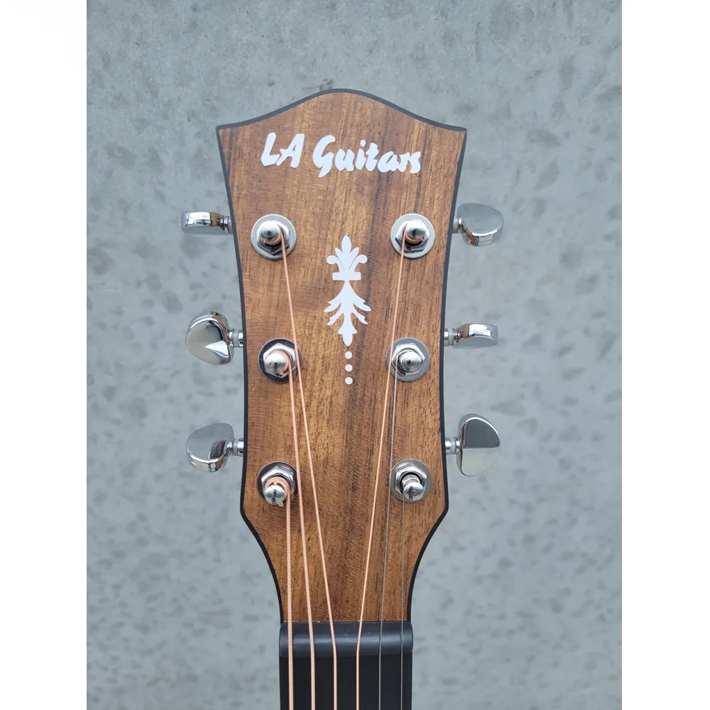 LA Guitars Spruce/ Walnut Dreadnought Acoustic Guitar C/w with EQ - Image 7