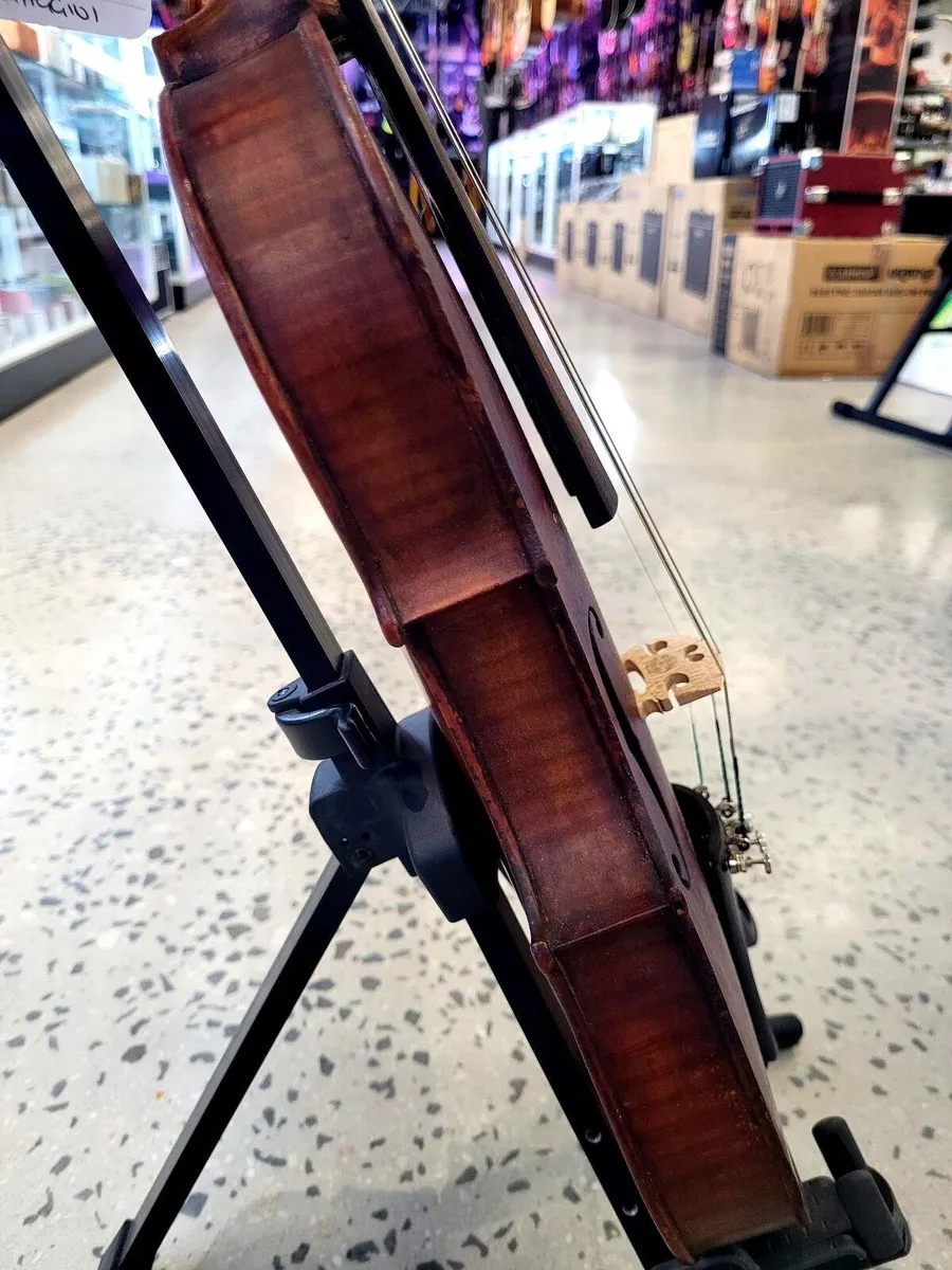 Fine old Maggini Model 4/4 Violin Unlabeled late 1800's - Setup ready to play - Image 7