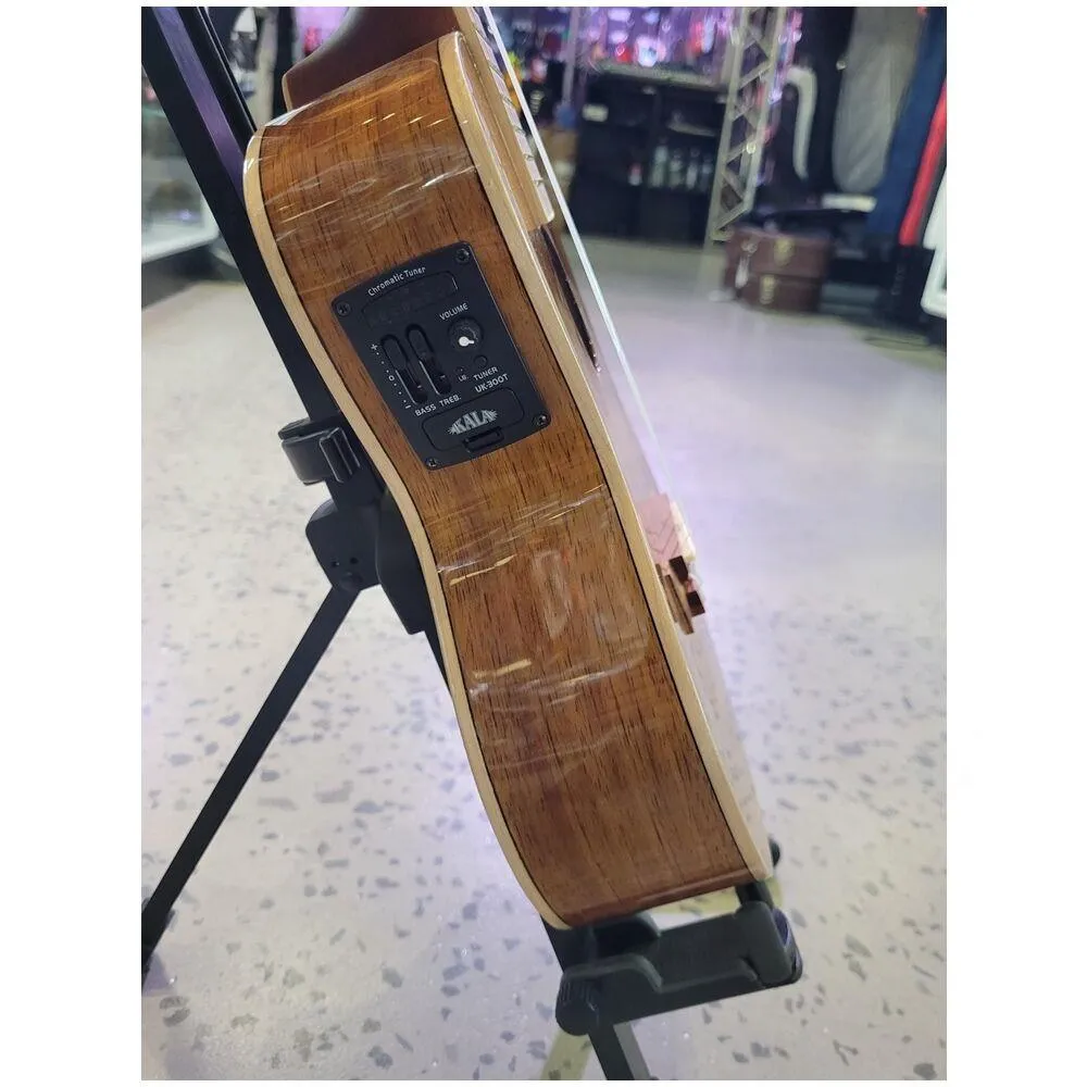 Kala KA-KCGE-C Electric-Acoustic Koa Concert Ukulele C/w Transit Case - Image 9
