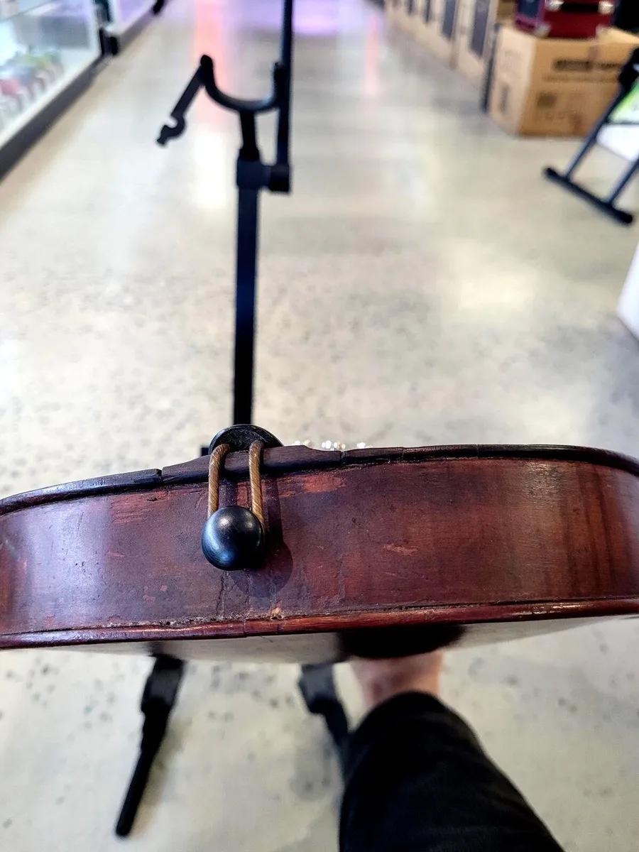 Fine old Maggini Model 4/4 Violin Unlabeled late 1800's - Setup ready to play - Image 10