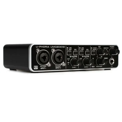 Behringer U-Phoria UMC204HD USB Audio Interface 24-bit/192kHz, 2-in/4-out