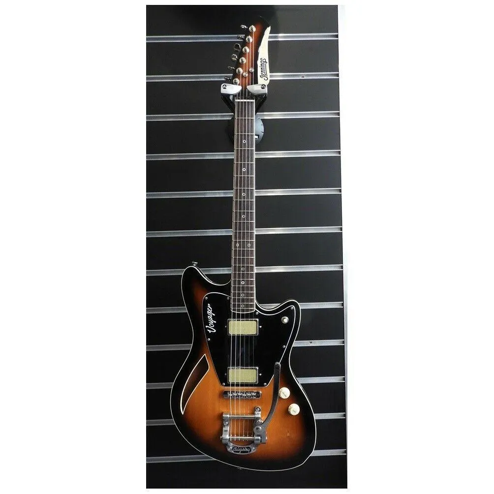 Jennings Voyager Deluxe Electric Guitar,, Bigsby with Roller Bridge - Sunburst - Image 2